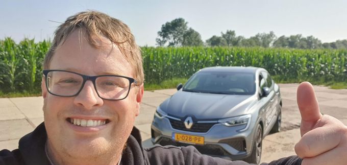 Een auto waarvan ik ten eerste instantie dacht dat hij niet niet zo komen, maar hij is er toch als hybride. De nieuwe Renault Arkana E-Tech Hybrid. Met dank aan Autobedrijf Nieuwendijk Renault-dealer in Aalsmeer voor hun medewerking.